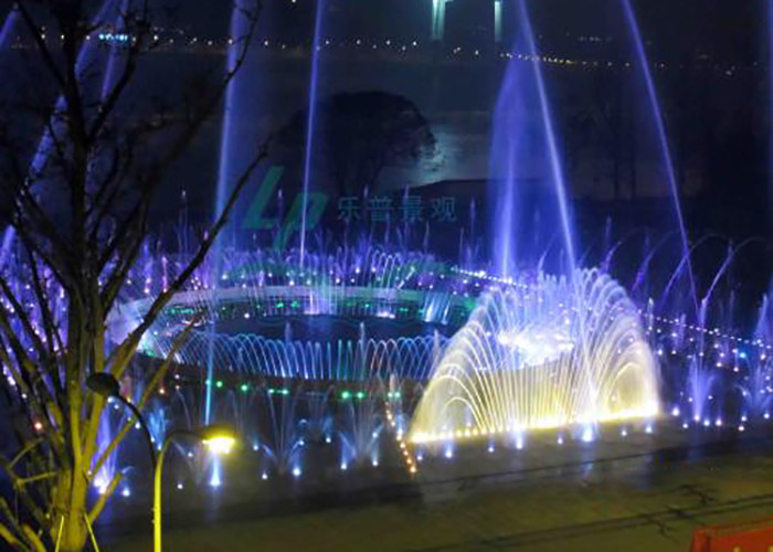 Tùy chỉnh công viên giải trí Đài phun nước dưới sàn với đèn Led đầy màu sắc nhà cung cấp